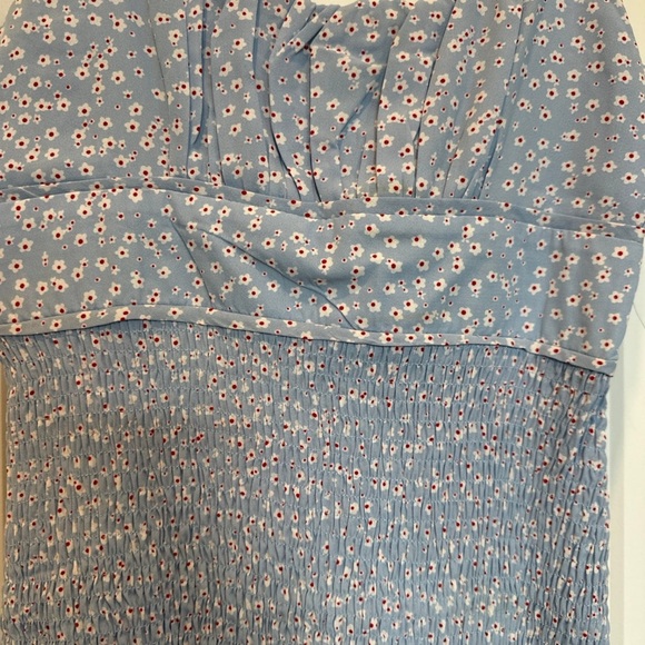 Hello Molly Dress - Picture 2 of 5